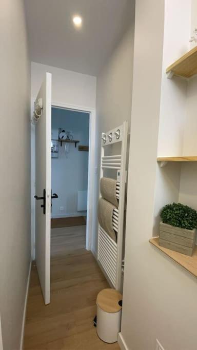 Joli Appartement Avec Parking - Proche Centre Ville Chartres Eksteriør bilde