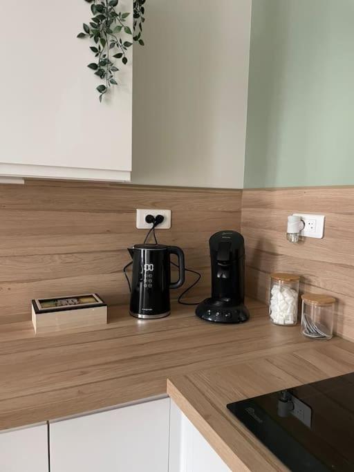 Joli Appartement Avec Parking - Proche Centre Ville Chartres Eksteriør bilde